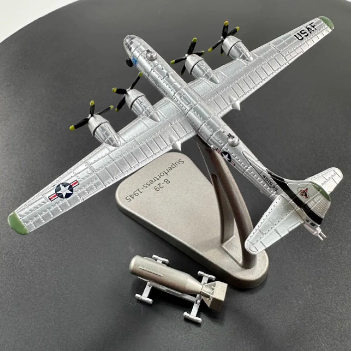 Die-cast 1:300 US B29 B-29 Superfortress Air Fortress Bomber Aircraft Alloy Diecast Model w/Little Boy Missile Model Kit Collect